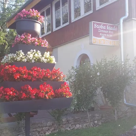 Vazsonyvoelgy Vendeghaz Bed & Breakfast *